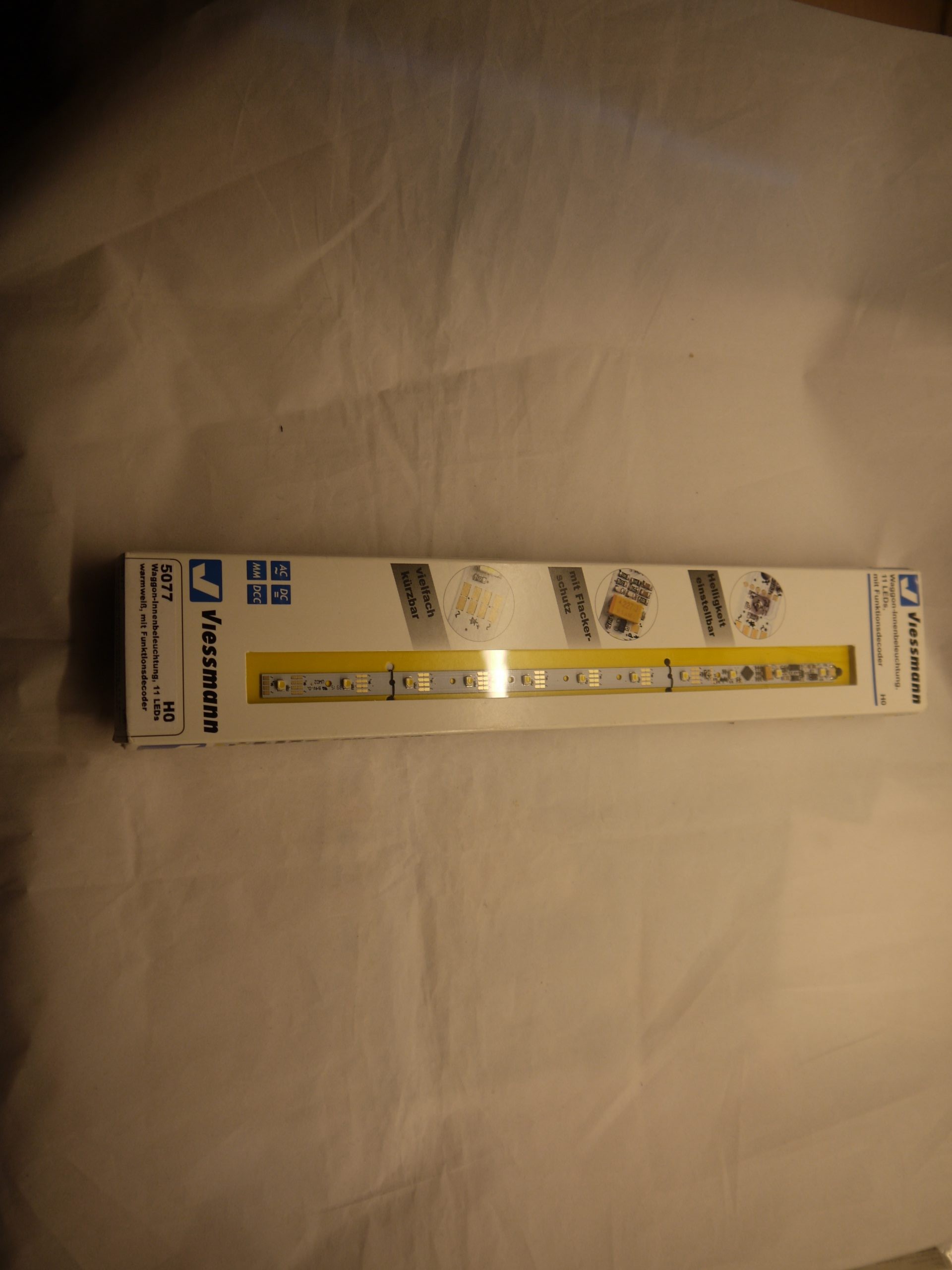 Viessmann 5077 Vogn innerbelysning med funktionsdekoder 11 led varm hvid . H0 AC DC. 6-24 volt.