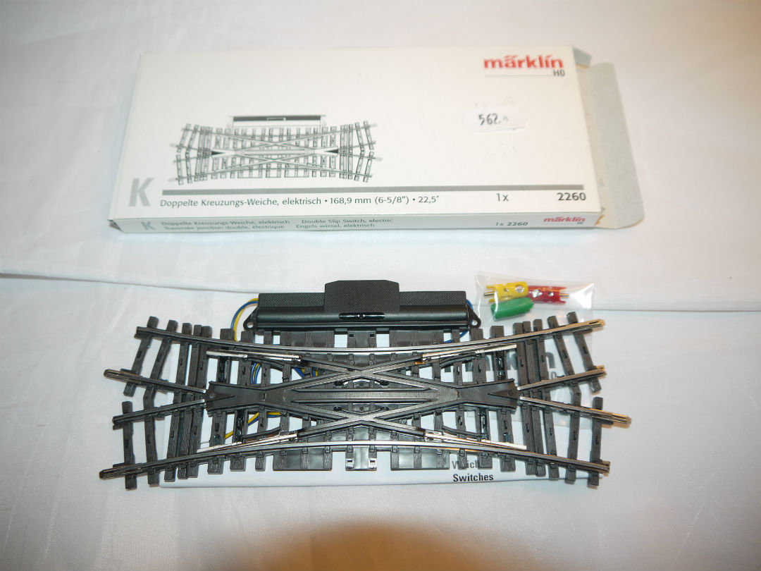 Märklin 2260 dobb  Elektrisk Krydssporskifte 168,9 mm 22,5 grader Ny i æske . H0 AC