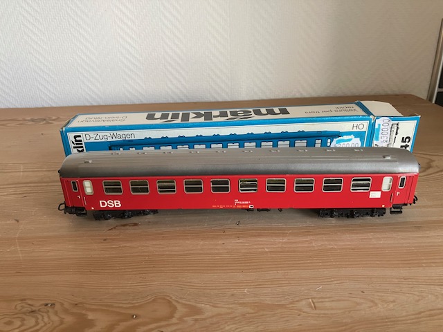 Märklin 4045 DSB Rød B vogn  50 86 20 84 096-9 Flot Vogn Fra samling. H0.