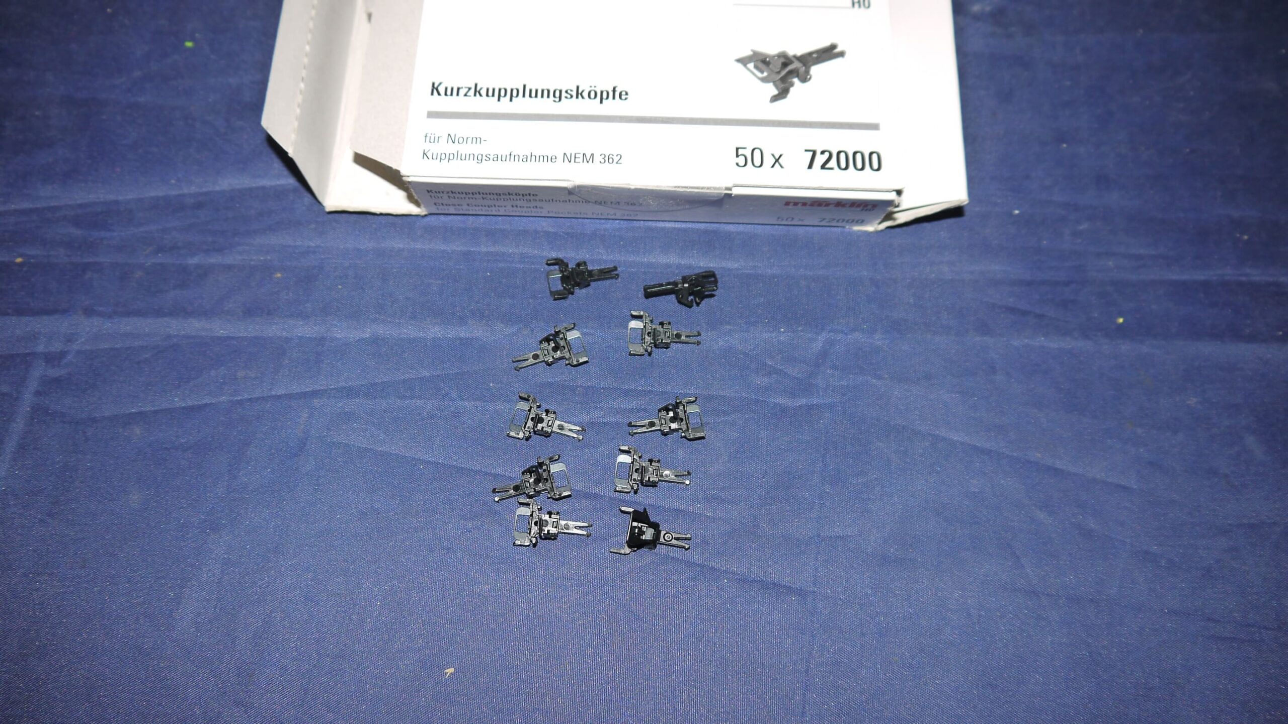 Märklin 72000 Ny kort Kobling  . 10 stk