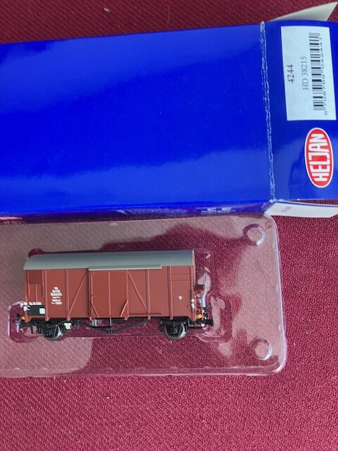 Heljan 4244  DSB HD  38215 godsvogn Som ny fra samling H0.