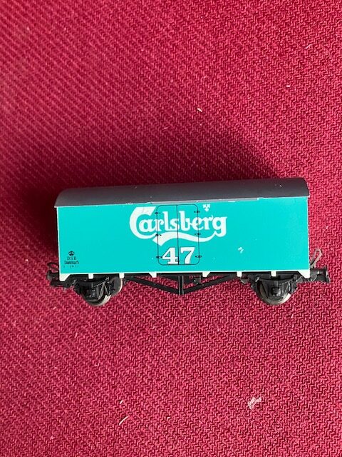 Togdillen Vogn  Carlsberg 47 DSB H0. Brugt.