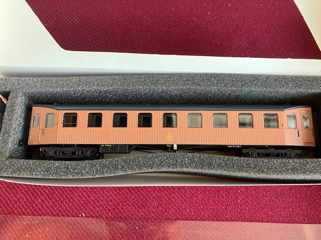 Hobby Trade  DSB CM 2180  . H0 Som Ny fra Samling.