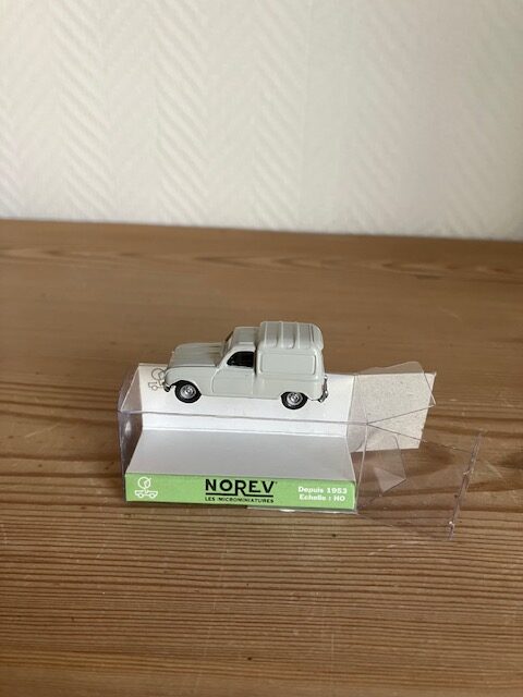 Norev Renault 4 L Varevogn 1:87 H0 Ny i Æske,