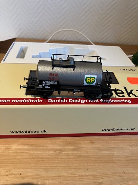 DEKAS 871032  SJ Uh 21 RIV 74 SJ 070 0 675-8 Ca 1968-80 Ny. Vejl 379 Kr.