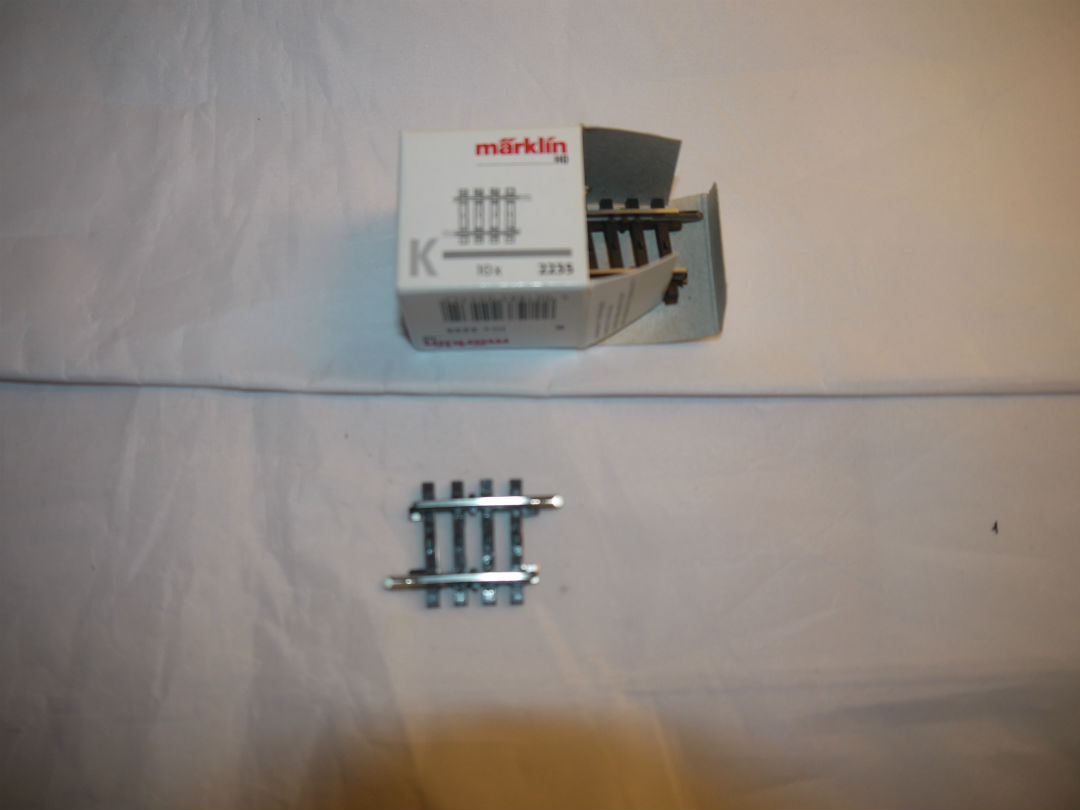 Märklin 2235 K skinne 1/8 Bue 2 skinne Ny, Pris pr stk  H0 AC