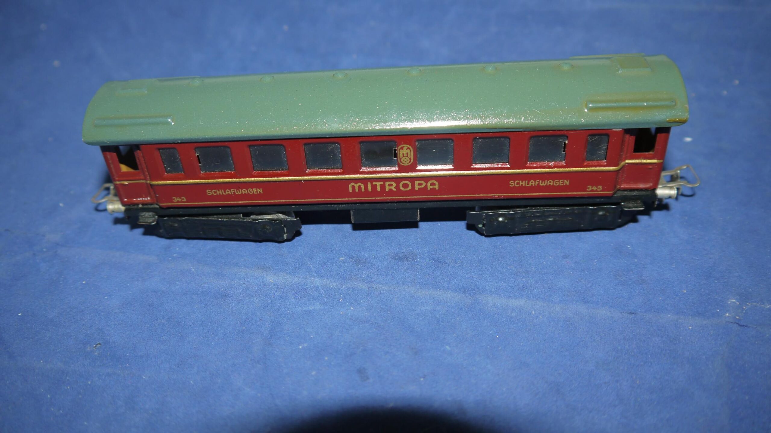 Märklin Flot ældre metalvogn Mitropa 343 Sovevogn. Utrolig flot borset fra brist på tag se foto. H0 AC.