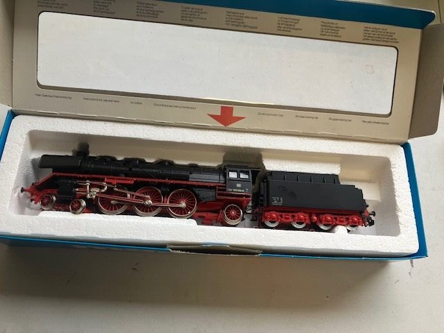 Märklin 3085  BR 003-160-9 Analog Pæn og OK.. Brugt.