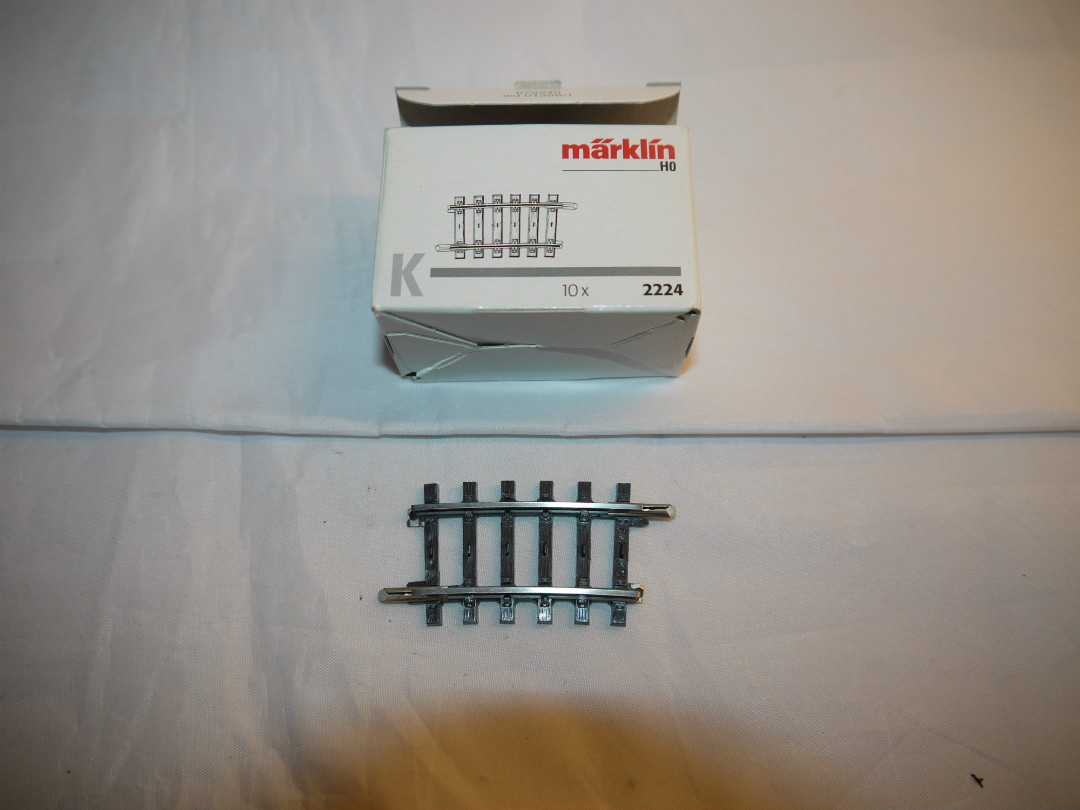 Märklin 2224 K skinne 1/4 Bue 2. Pris pr styk . H0 AC