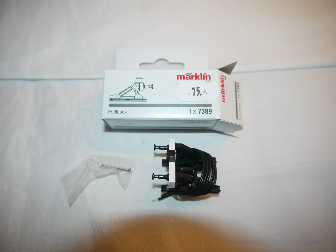 Märklin 7389 K Skinne stopbum  med Lys . Ny H0 AC