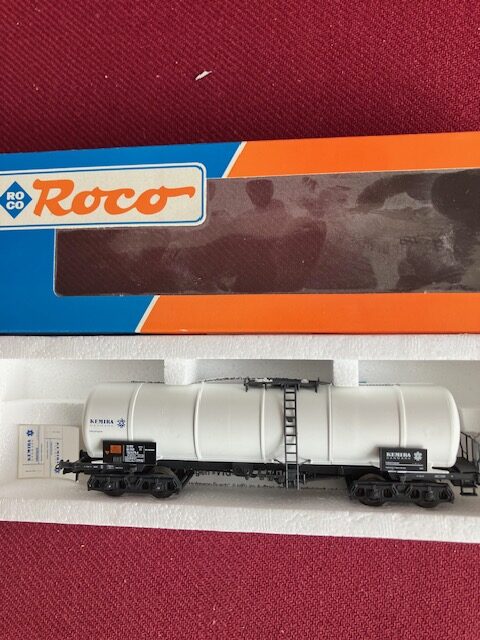 ROCO 46191 KEMIRA Tankvogn DSB Industri syrer  DSB. Som Ny fra Samling.H0