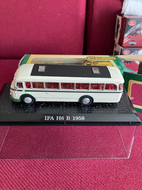 ATLAS Bus IFA H 6 B 1958  Helt Ny i ÆSKE 1:43.