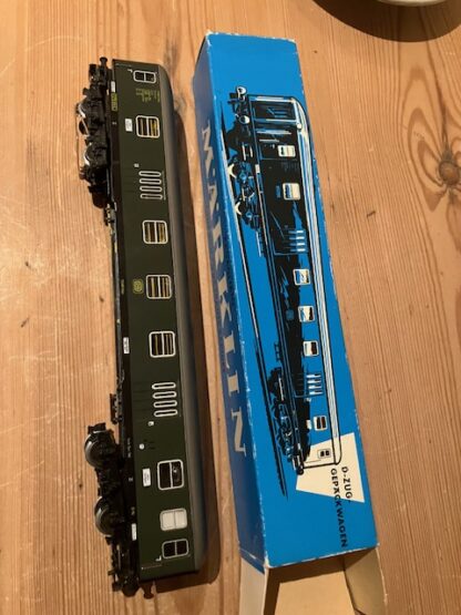 UDSOLGT Marklin 4026 DB pakvogn Rigtig Pæn H0 Med lys .