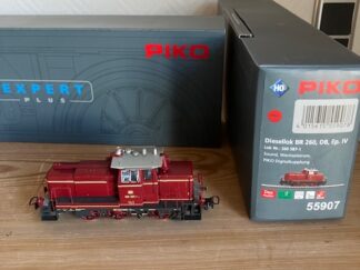 PIKO 55907 Diesel 55907 (til Marklin) Br 260 DB Med mfx og Lyd Let brugt Som ny H0.