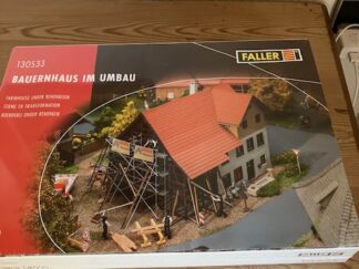 Faller 130533  Hus under ombygning, Nyt Byggesæt H0 vejl 480 kr.