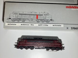 UDSOLGT Marklin My 1110 DSB Digital Patineret adr 10. vinrød H0 Brugt (Forkert æske 37669)