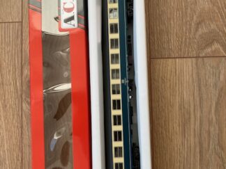 ACME 52244  Personvogn 2 kl BM e Iv V  51 80 22-70 496-0 DB Blå beige NY