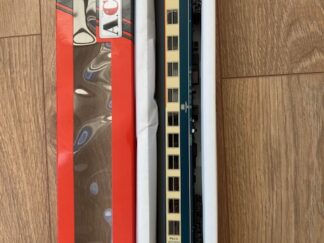 ACME 52232 Personvogn1-2 kl.ABM E V DB 51 80 31-40 526-0 blå Beige. Nyt