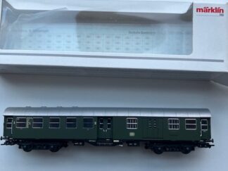 Marklin 41330 DB Person 2 kl Og pakvogn Frankfurt Let brugt H0