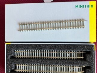 TRIX 14500 Spor N skinne med betonsvelle 112,6 mm Ny Pris pr stk.