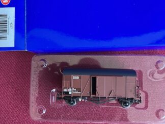 Heljan 4237 DSB Tjenestegodsvogn  H0 Som Ny fra Samling.