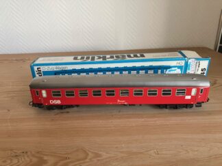 Marklin 4045 DSB Rød B vogn  50 86 20 84 096-9 Flot Vogn Fra samling. H0.